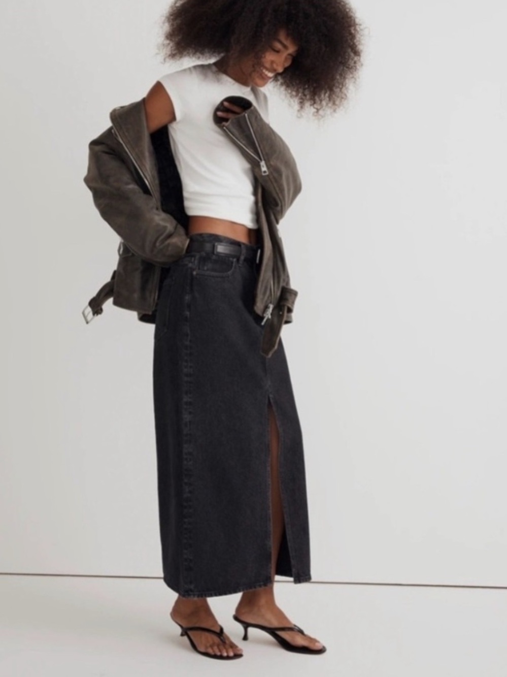 NWT Madewell Denim Mid-Rise Maxi Skirt in Lunar Wash with Front Slit Size 26